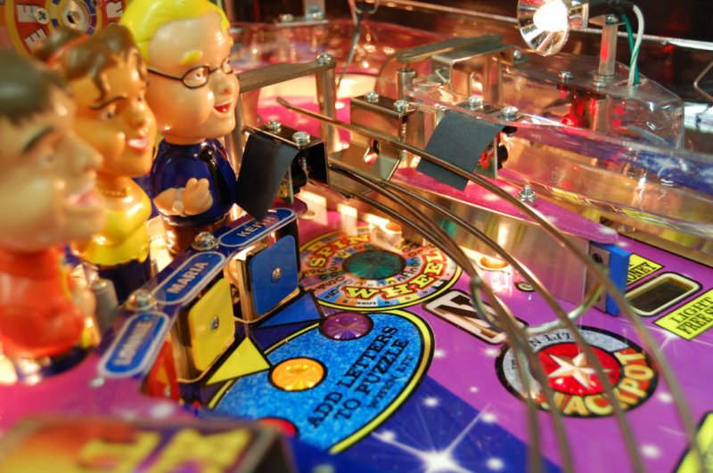 wheel_of_fortune_pinball_12.jpg