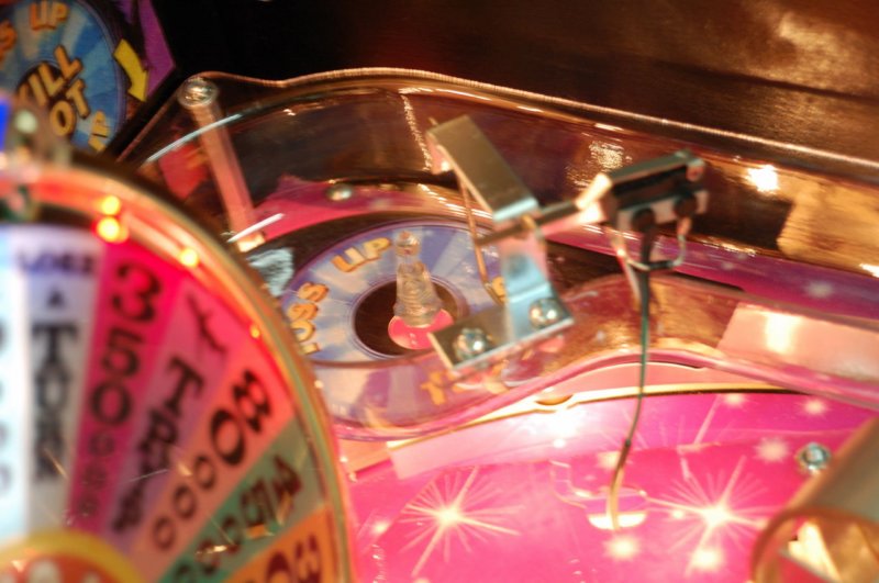 wheel_of_fortune_pinball_13.jpg
