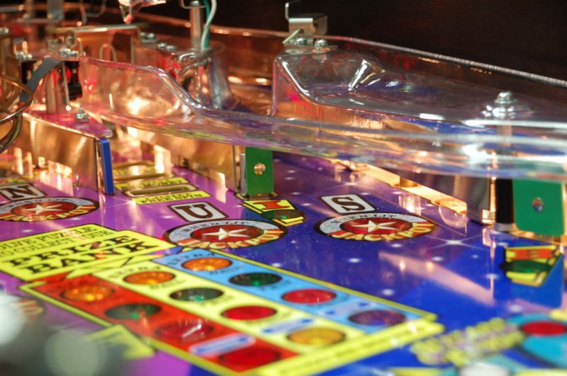 wheel_of_fortune_pinball_19.jpg