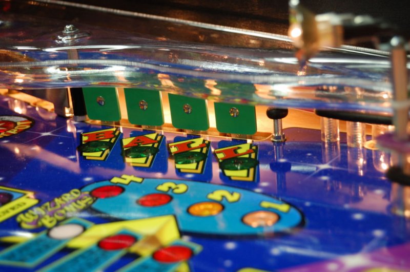 wheel_of_fortune_pinball_20.jpg