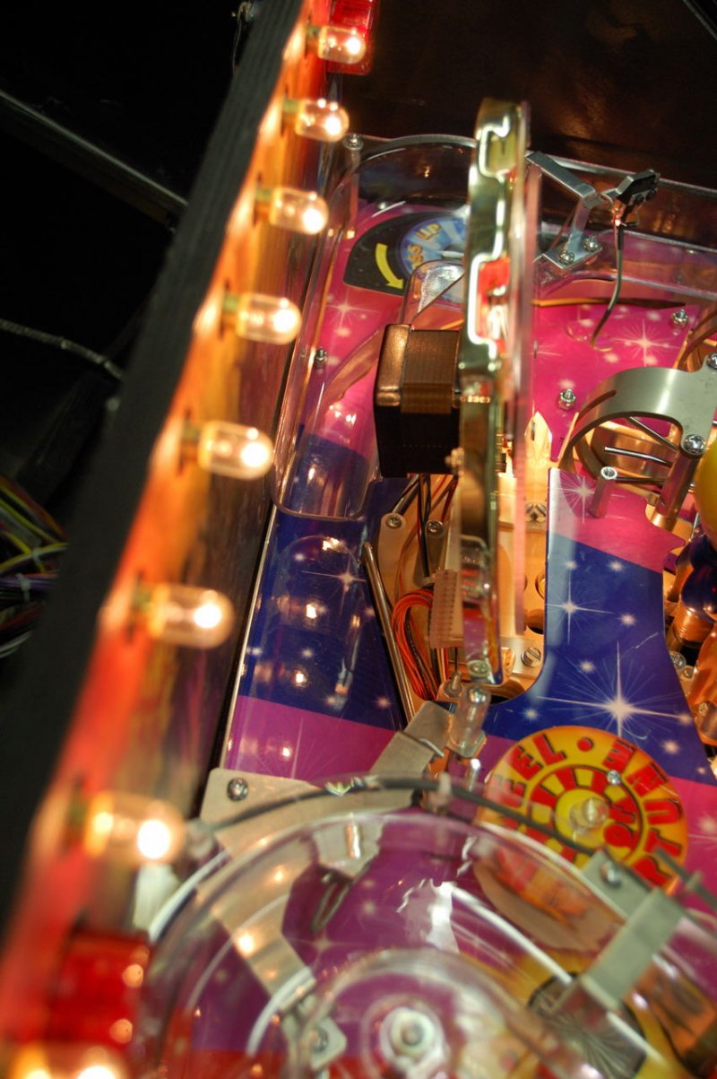 wheel_of_fortune_pinball_23.jpg