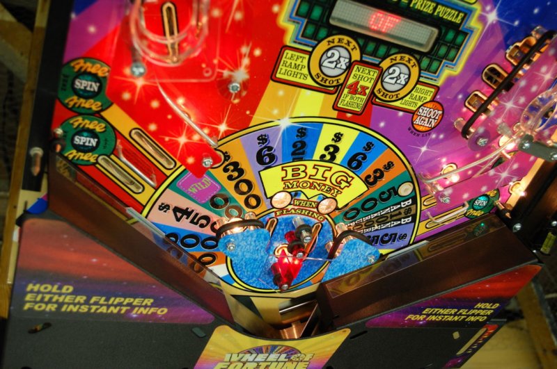 wheel_of_fortune_pinball_24.jpg