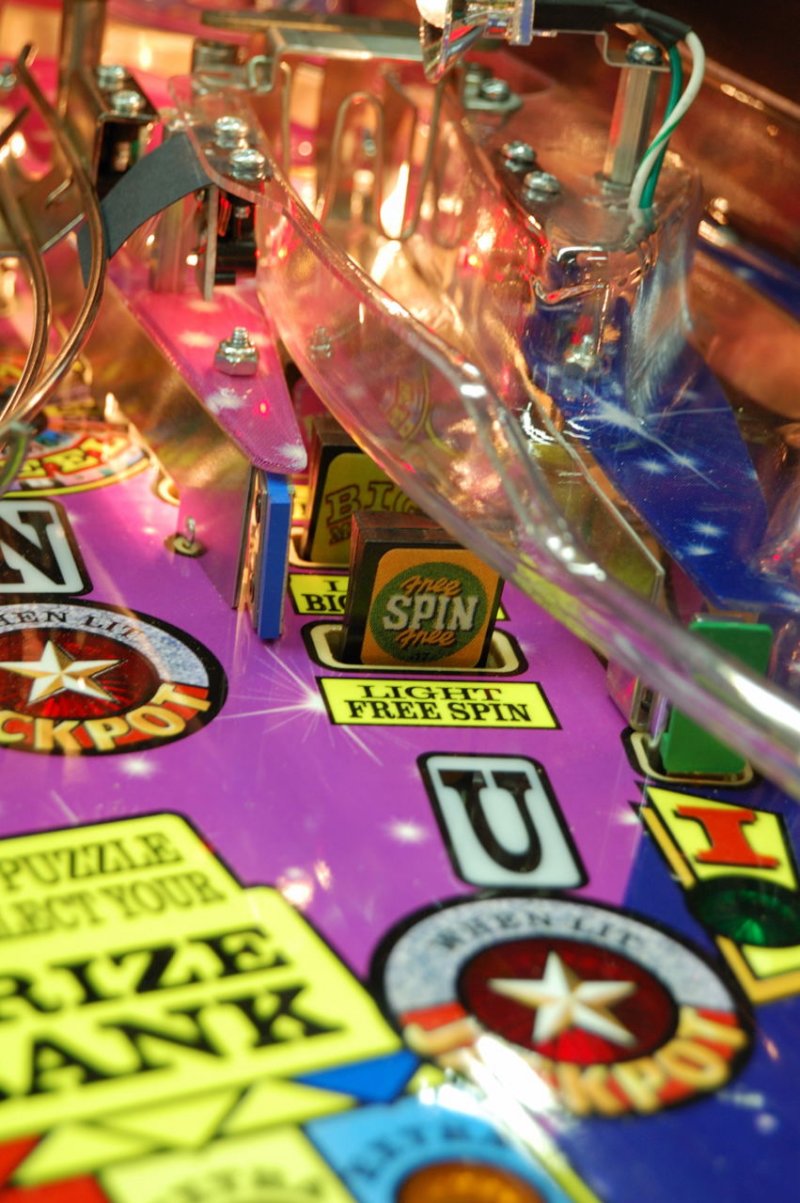 wheel_of_fortune_pinball_38.jpg