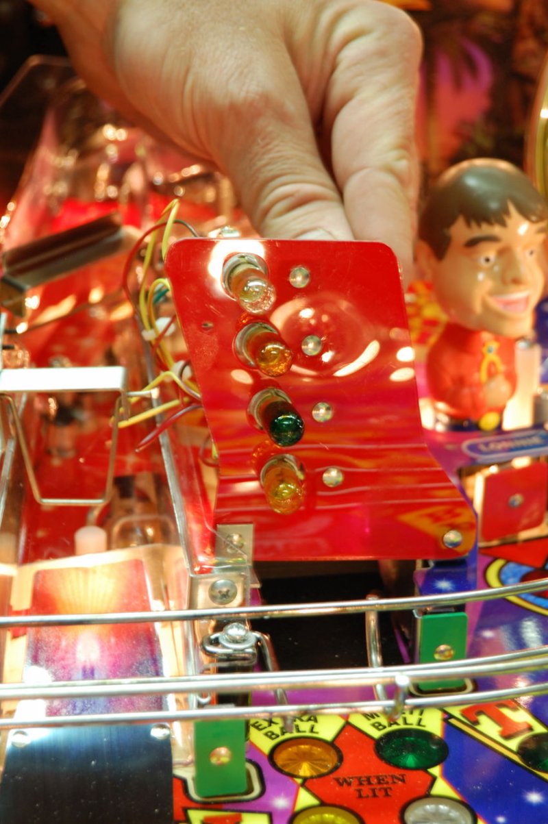 wheel_of_fortune_pinball_42.jpg