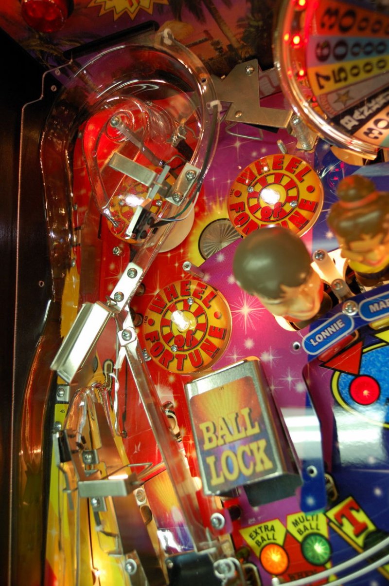wheel_of_fortune_pinball_45.jpg